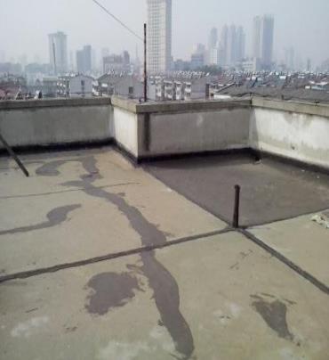 高台漏水维修 楼顶漏水是什么原因，楼顶漏水维修方法是什么?